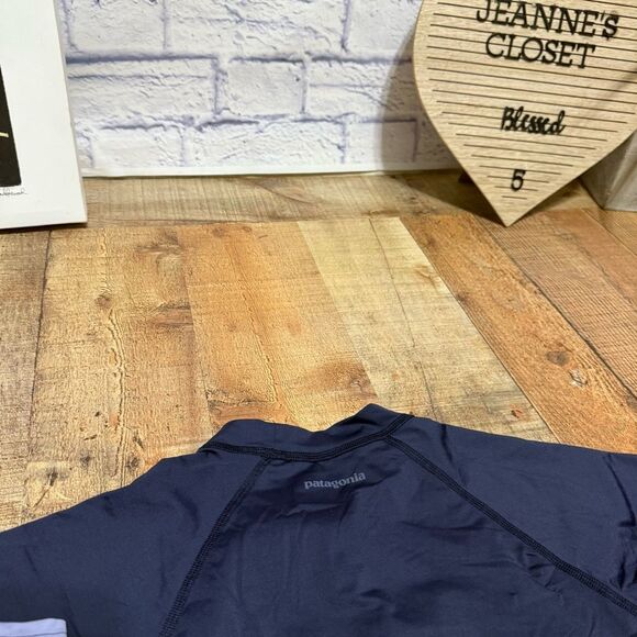 Patagonia MicroSwell Rashguard Women's M color NEO Navy - Picture 13 of 14